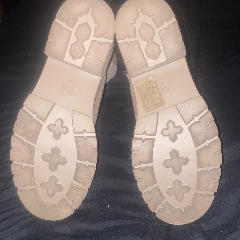 H&M Beige Suede Ankle Boots - Picture 5 of 6
